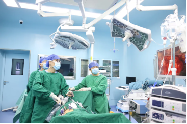 SỬ DỤNG PHƯƠNG PHÁP XÂM LẤN TỐI THIỂU - XỬ LÝ NHANH GỌN CHO BỆNH NHÂN ĐANG SỬ DỤNG 4 LOẠI THUỐC HUYẾT ÁP